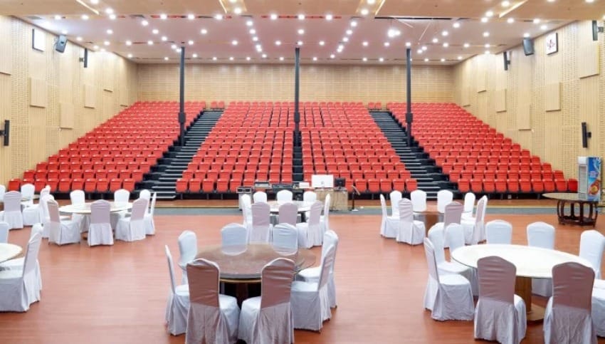 Hệ thống ghế xếp di động sau khi được lắp đặt hoàn thiện