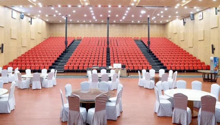 Hệ thống ghế xếp di động sau khi được lắp đặt hoàn thiện